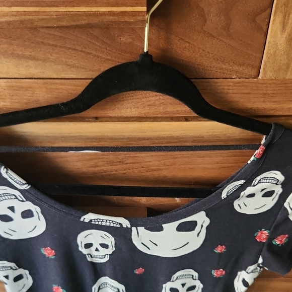 No Boundaries Skull and Rose Dress - Picture 5 of 5